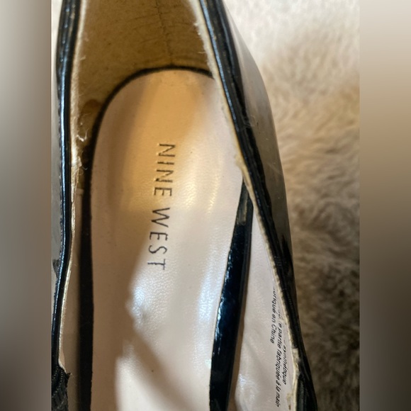 Nine West Rounded Toes Heels - Picture 2 of 6